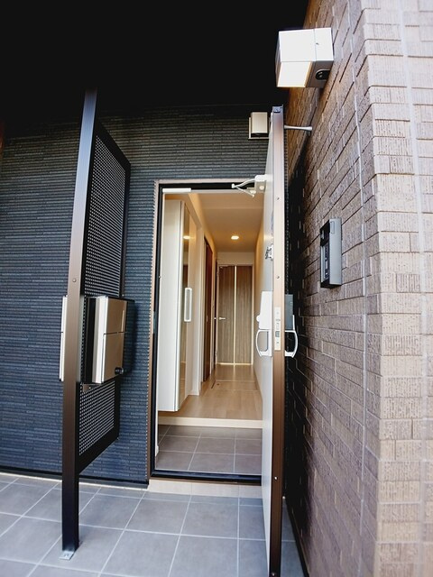 デフィ高埇の玄関|玄関