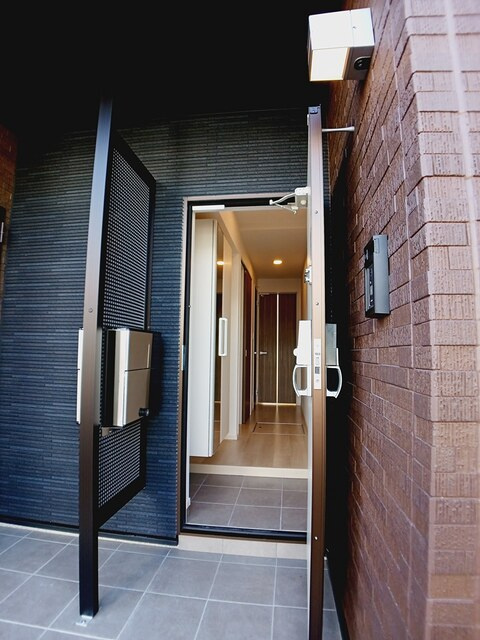 デフィ高埇の玄関|玄関