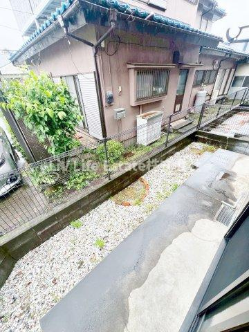 ロワゾブルーナミキの庭