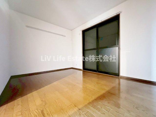 ロワゾブルーナミキの寝室