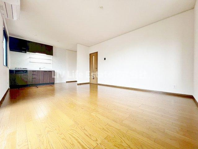 ロワゾブルーナミキの居間・リビング