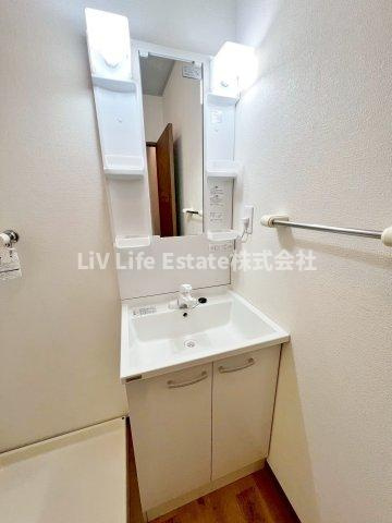 ロワゾブルーナミキの洗面所