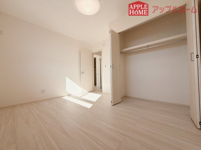 [新築住宅] 羽生市砂山 第1期 全20区画の洋室|２階居室は全室収納あり！たっぷりある収納活用でお部屋もキレイを保てます♪