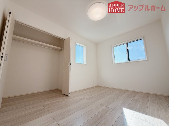 [新築住宅] 羽生市砂山 第1期 全20区画の洋室|居室は全室収納あり！たっぷりある収納活用でお部屋もキレイを保てます♪