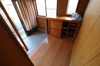 【玄関】 | 毛呂山町南台　中古住宅