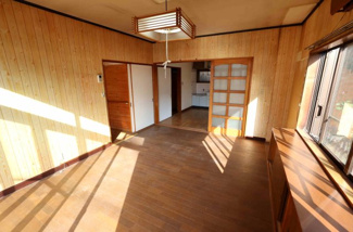 【内装】 | 毛呂山町南台　中古住宅 | １階洋室１０帖