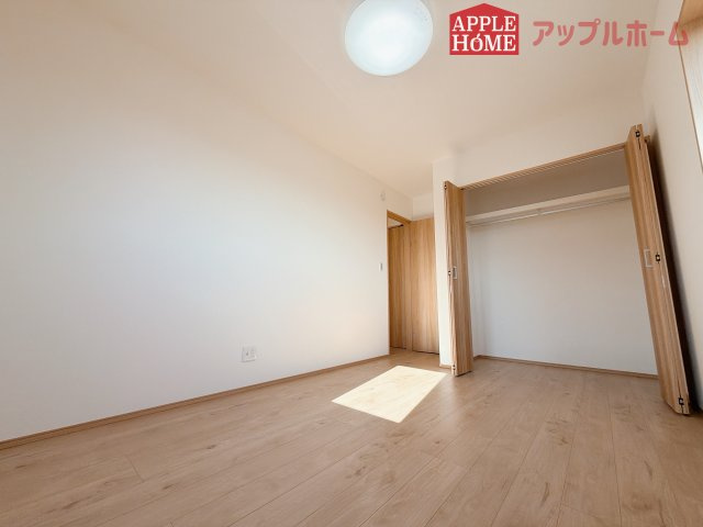 [新築住宅] 羽生市砂山 第1期 全20区画の洋室|居室は全室収納あり！たっぷりある収納活用でお部屋もキレイを保てます♪