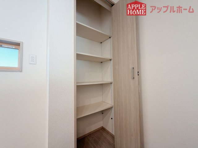 [新築住宅] 羽生市砂山 第1期 全20区画の収納|パントリー
