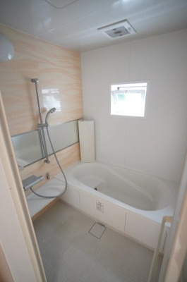 【浴室】 | アムール | ※同物件・反転タイプの写真です。