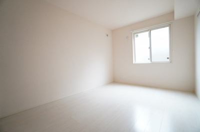 【洋室】 | アムール | ※同物件・反転タイプの写真です。