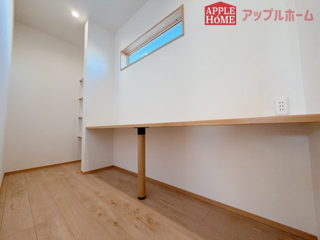 [新築住宅] 羽生市砂山 第1期 全20区画のその他|キッチン裏の収納スペース