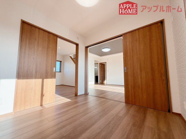 [新築住宅] 羽生市砂山 第1期 全20区画の洋室|居室は全室収納あり！たっぷりある収納活用でお部屋もキレイを保てます♪