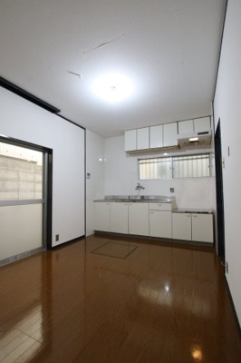 【居間・リビング】 | 大阪狭山市茱萸木７丁目貸家