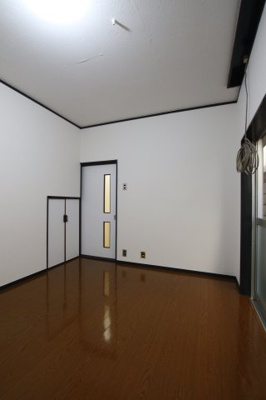 【居間・リビング】 | 大阪狭山市茱萸木７丁目貸家