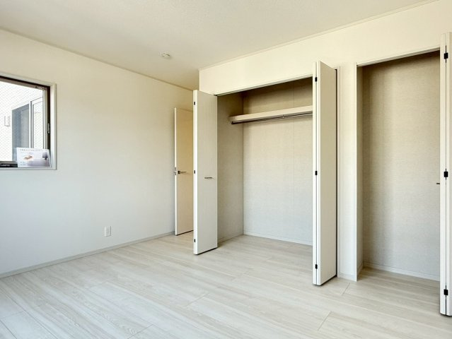 川越市南大塚4丁目　未入居一戸建て　7号棟の寝室|開放的な寝室です