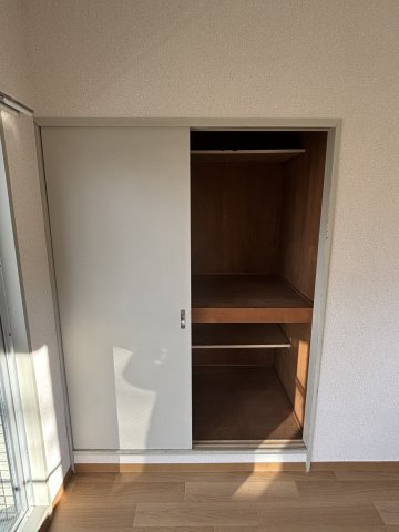 ☆北西側洋室収納☆