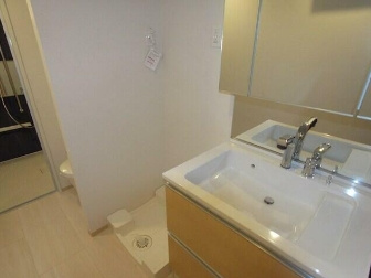 【独立洗面台】 | ラ・ヴィオレ東中野 | 嬉しい独立洗面台付き。