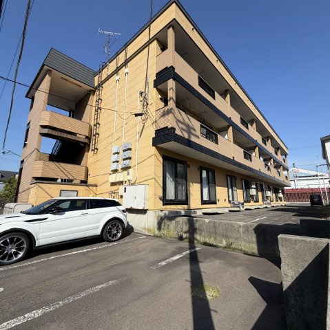メゾンドホークの駐車場|駐車場に車を止められます