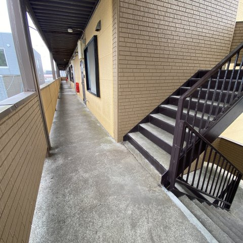 メゾンドホークのエントランス