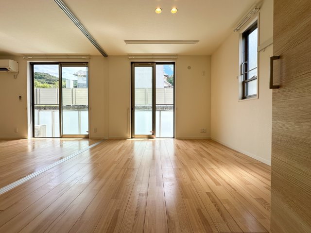 シャーメゾン ディオスファミリアの洋室