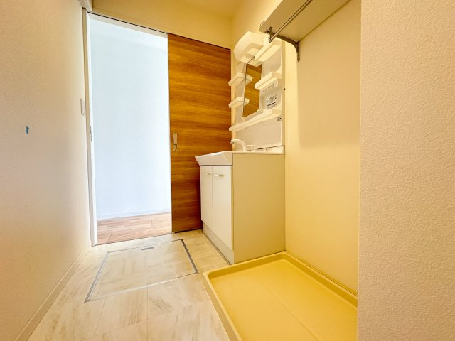 シャーメゾン ディオスファミリアの独立洗面台