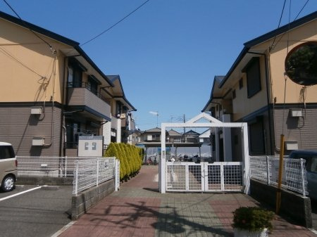 【エントランス】 | フレマリール塩澤A