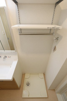 【設備】 | エレガントオハナ | 室内洗濯機置き場