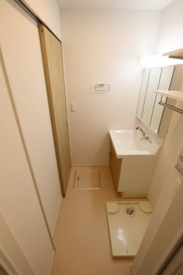 【洗面所】 | エレガントオハナ