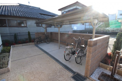 【その他共用部分】 | エレガントオハナ | 駐輪場