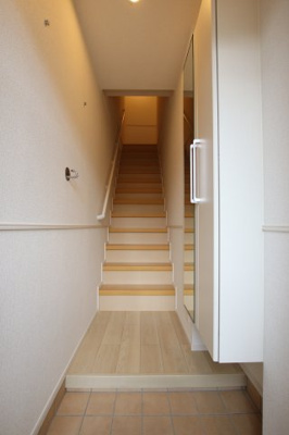 【玄関】 | エレガントオハナ