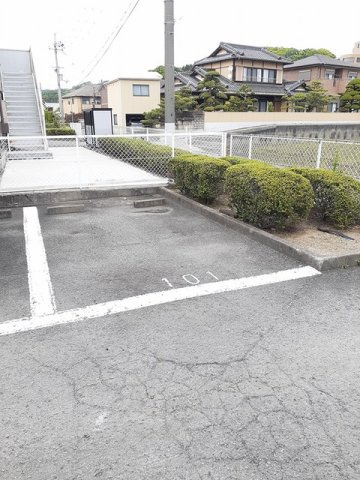【駐車場】 | プロムナード菖蒲Ⅱ | 駐車場です