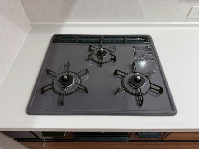 川越市南大塚4丁目　新築一戸建て　12号棟のキッチン|コンパクトなキッチンで掃除もラクラク