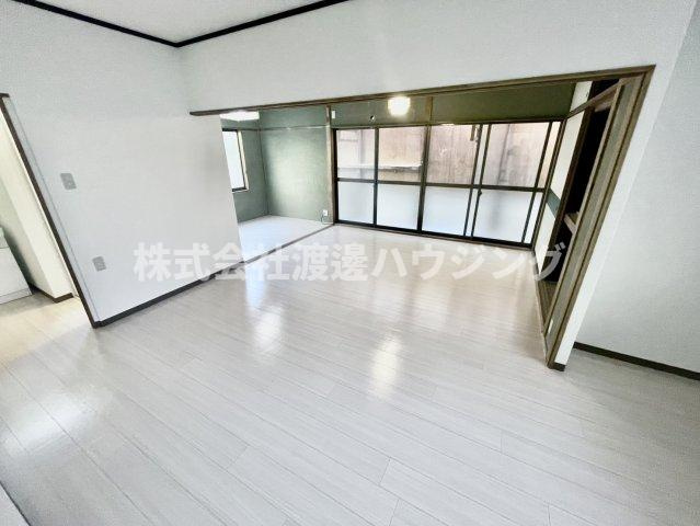 加美南5丁目平屋テラスの居間・リビング