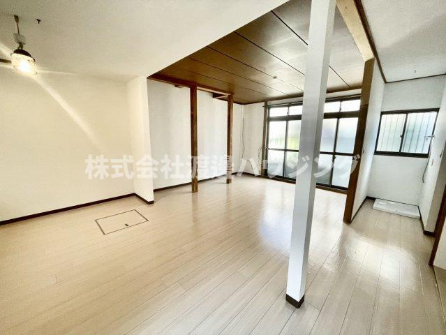 加美南5丁目平屋テラスの居間・リビング