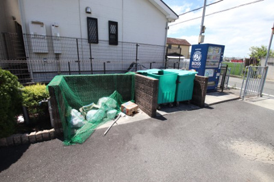 【その他共用部分】 | シーカンⅡ | 敷地内ゴミ捨場