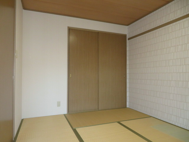 姫路市双葉町のハイツの内装