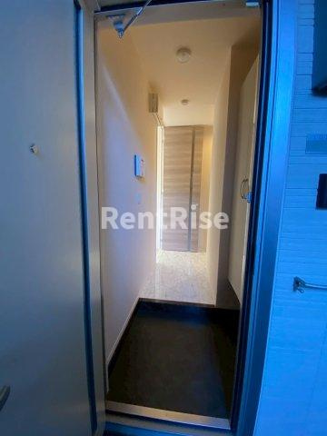 ヴィラ ウィステリアの玄関