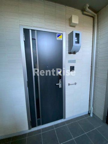 ヴィラ ウィステリアの玄関