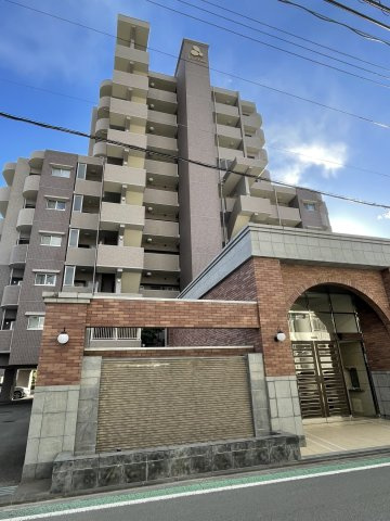 アルファガーデン持田の外観|外観は重厚感があり、存在感のある建物です。