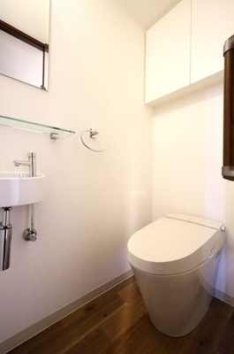 【トイレ】 | アイムふじみ野タワー東館 | 温水洗浄便座付きのトイレです