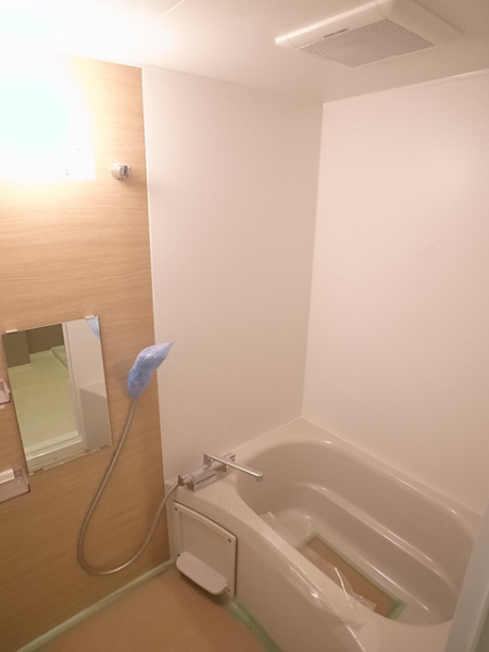 ユリシス新神戸の浴室