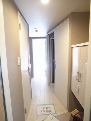 ユリシス新神戸の玄関