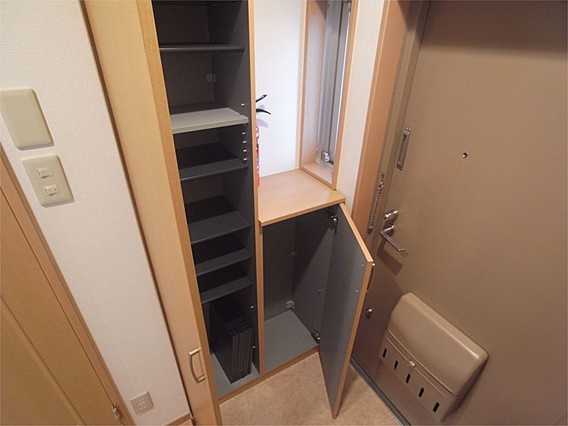 ジークレフ王子の玄関