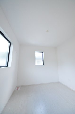利松三丁目の洋室|全居室収納スペース有、お部屋が広く綺麗に使えます