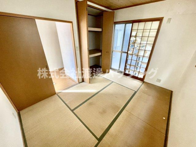 巽北1丁目貸家の和室