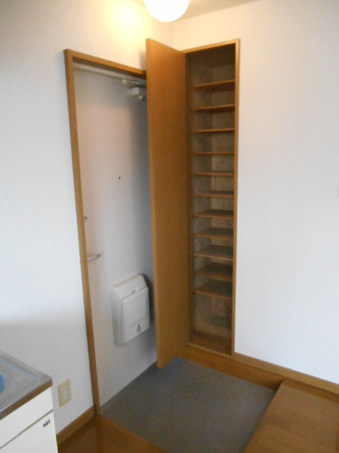 マイレジデンスの玄関