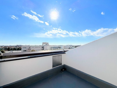 【バルコニー】 | グリーンヒル鴨志田東 | ◆水道付きの開放的なルーフバルコニー♪水遊び、家庭菜園、BBQ等家族団欒の時間をお過ごしいただけます。