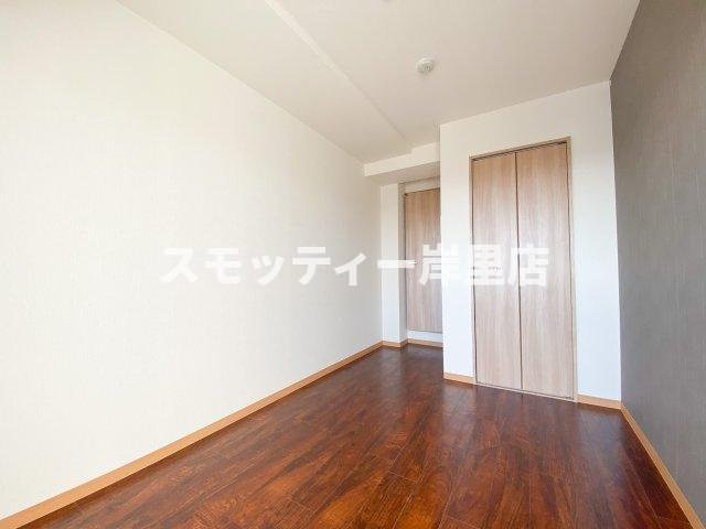 ティアラコート　イーストの洋室