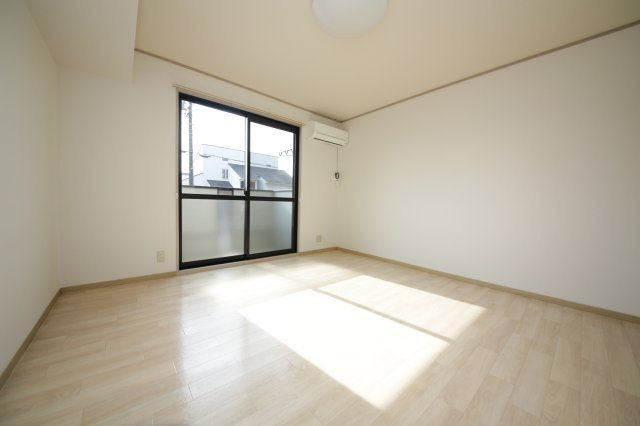 エスペランサ上池の内装|別部屋同間取りのお写真となります。参考にご覧くださいませ。別部屋反転間取のお写真になります。参考にご覧くださいませ。