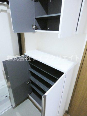 【玄関】 | メゾン・ノースリバー